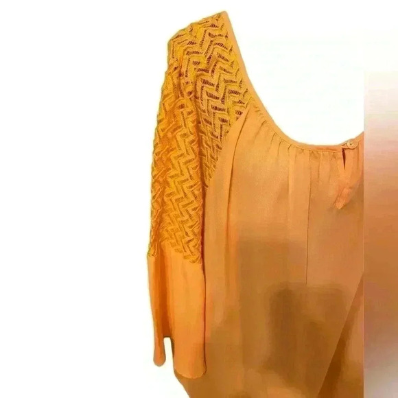 Cato blouse in orange has rounded neck lace on shoulder & part of sleeve 22/24W - Picture 3 of 9